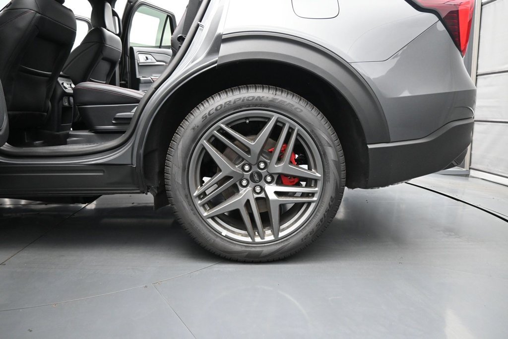 New 2026 Carbonized Gray Metallic Ford ST image 22