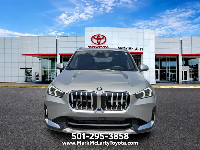Used 2025 SPACE SILVER METALLIC BMW XDRIVE28I SPORTS ACTIVITY VEHICLE image 8