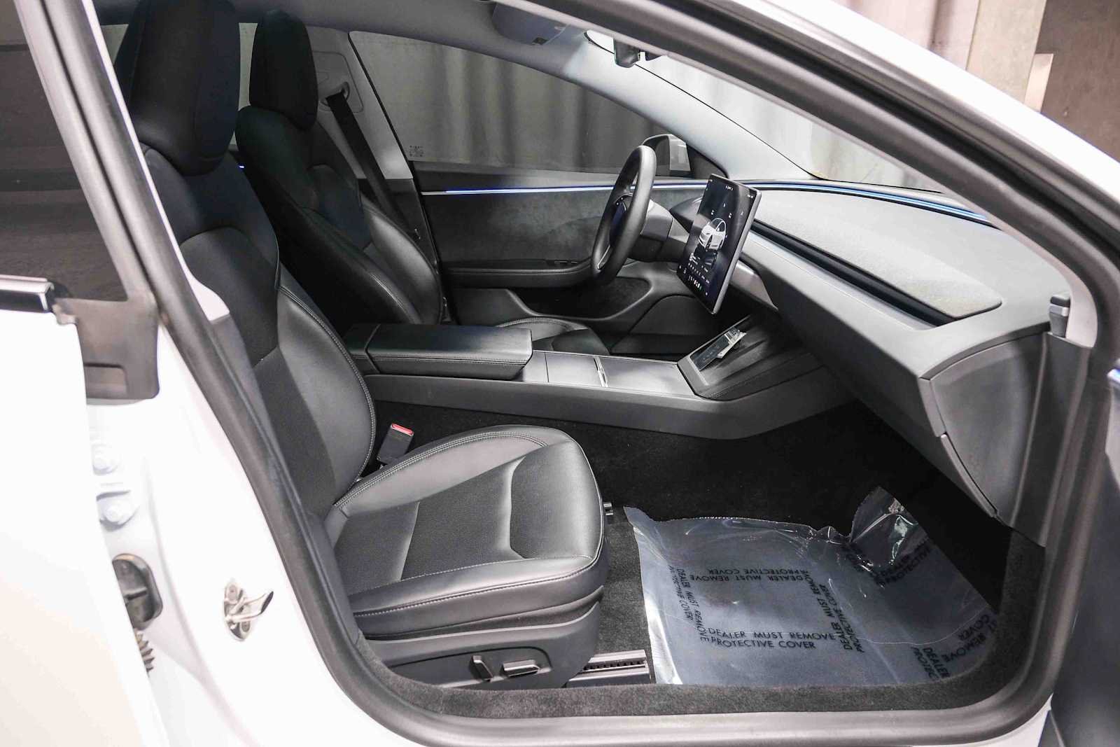 Used 2024 Pearl White Multi-Coat Tesla  image 18