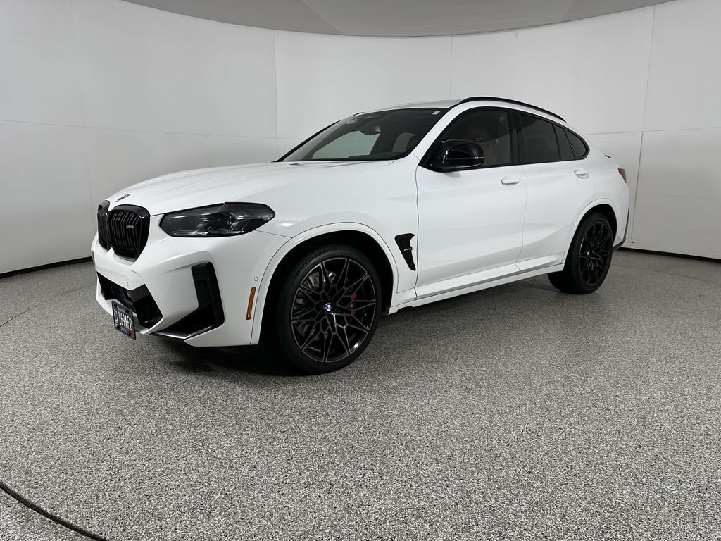 Used 2024 Alpine White BMW Base image 5