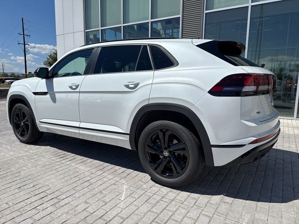 New 2026 Opal White Pearl Volkswagen SEL R-Line Black image 3