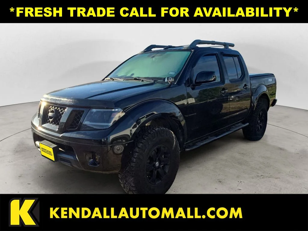 2017 Nissan Frontier 4.0 PRO-4X Crew Cab 4X4 AT's photo