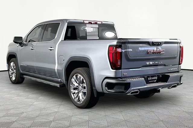 Used 2025 Silver GMC Denali image 3