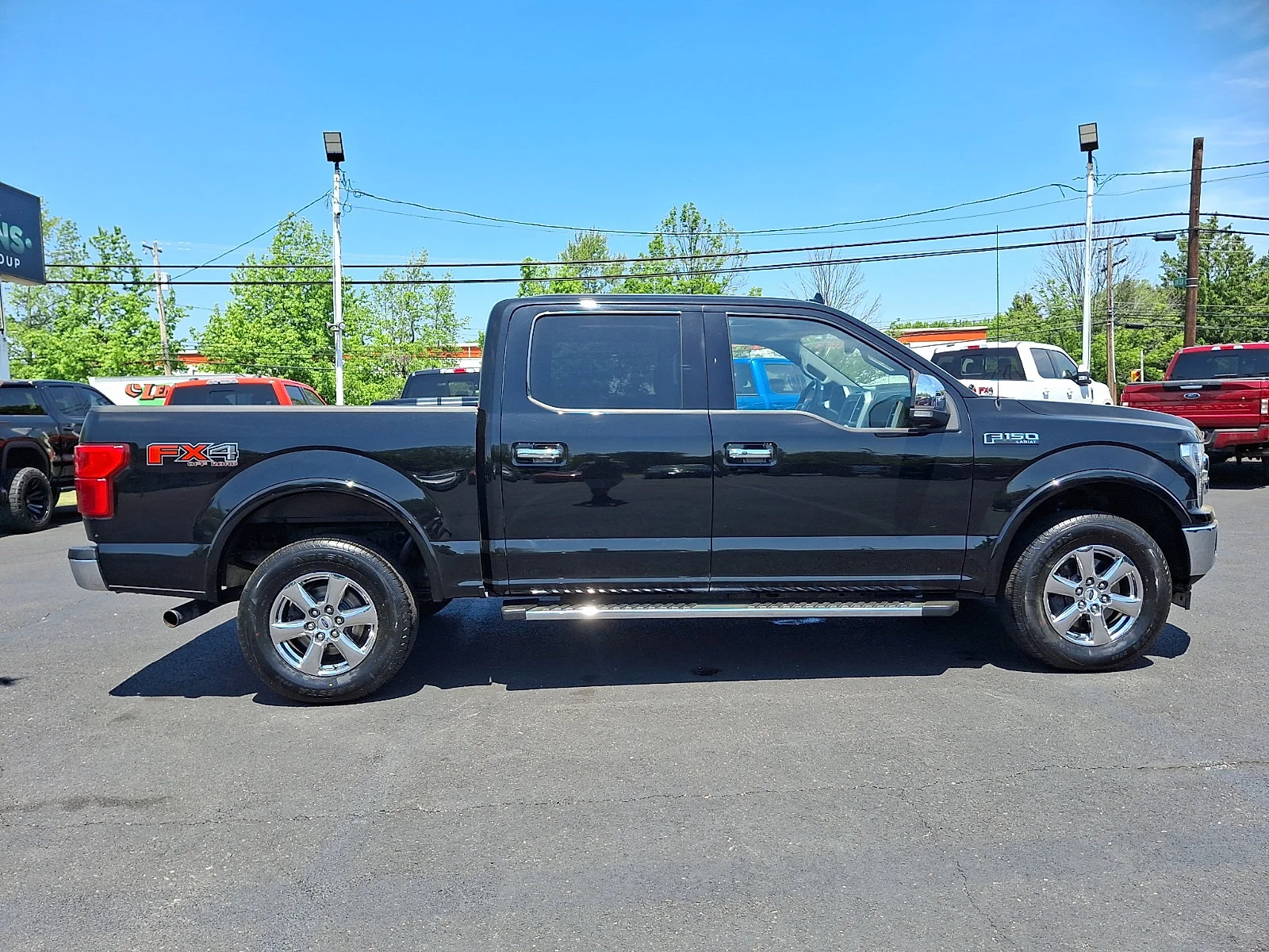 Used 2018 Shadow Black   G1 Ford LARIAT image 12