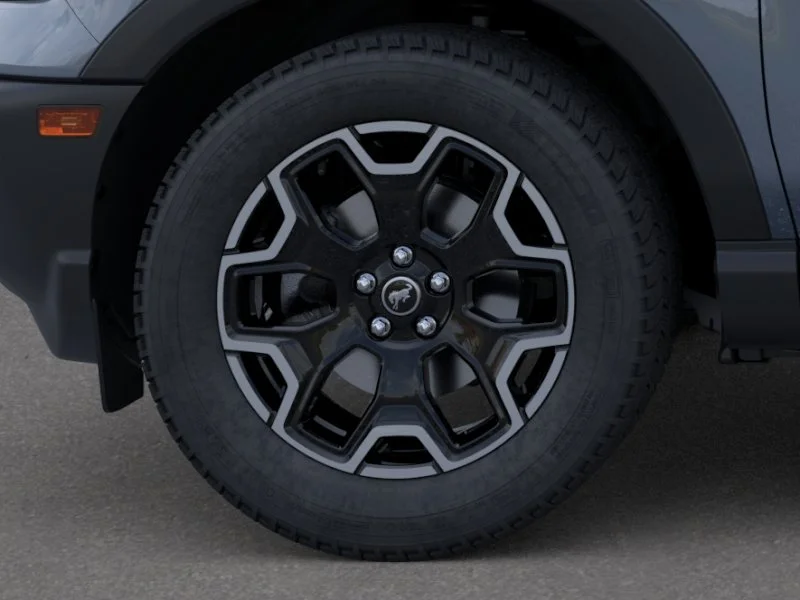New 2026 Azure Gray Metallic Tri-Coat Ford Outer Banks® image 19