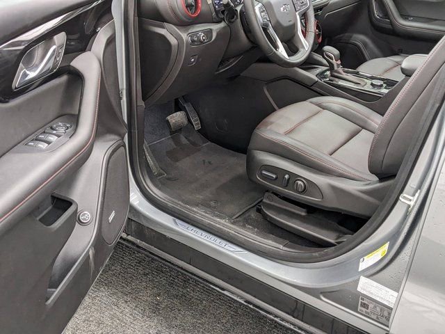 Used 2024 Sterling Gray Metallic Chevrolet RS image 35