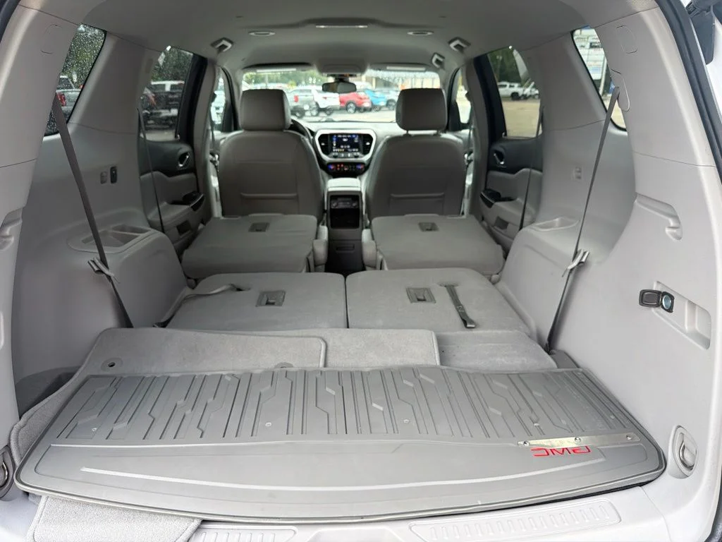Used 2023 Summit White GMC SLT image 21