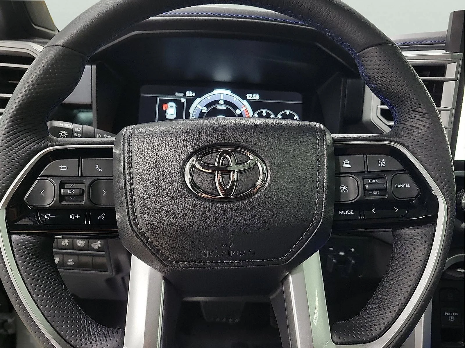Certified Used 2025 LUNAR ROCK Toyota Platinum image 17