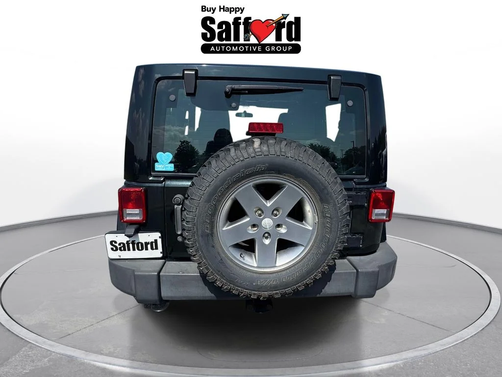 Used 2012 Black Jeep Rubicon image 6