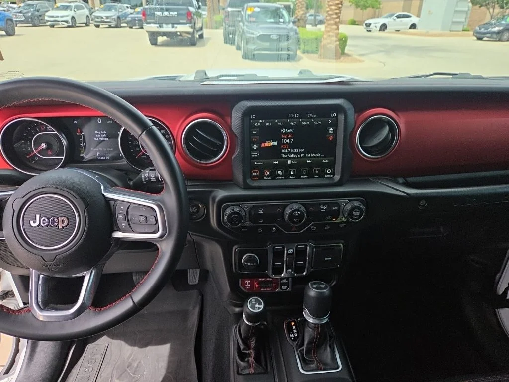 Certified Used 2021 White Jeep Unlimited Rubicon image 10