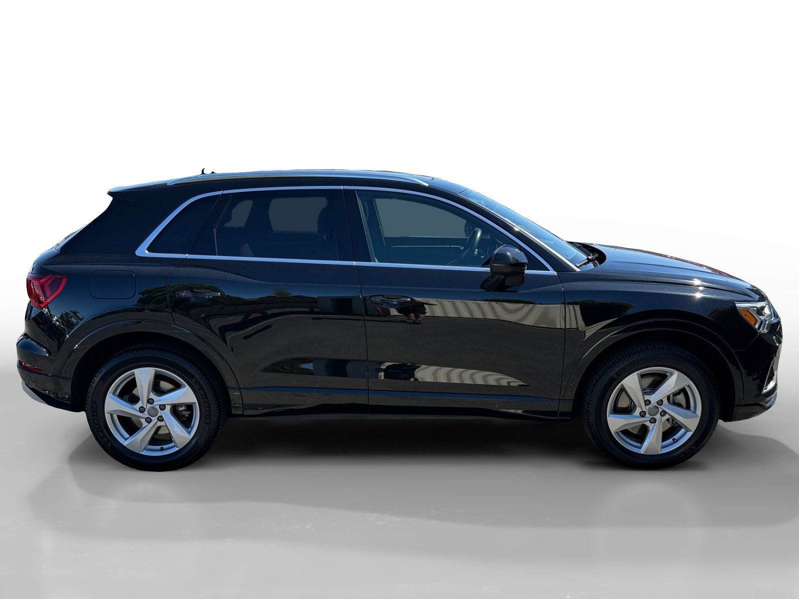 Used 2020 Black Metallic Audi Premium Plus image 6