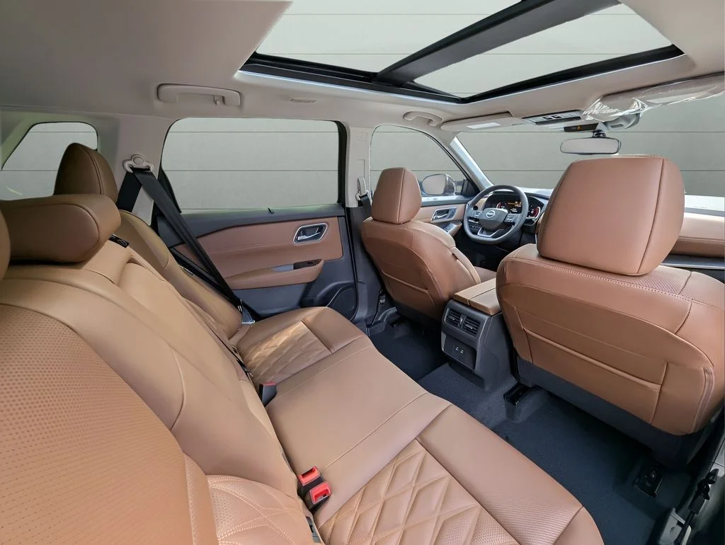 New 2026 White Nissan Platinum image 24