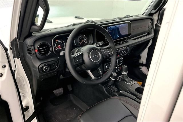 Used 2026 Bright White Clearcoat Jeep Rubicon X image 14