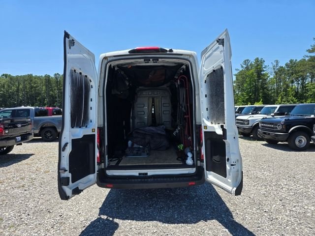 Used 2024 Oxford White Clearcoat Ford Base image 8
