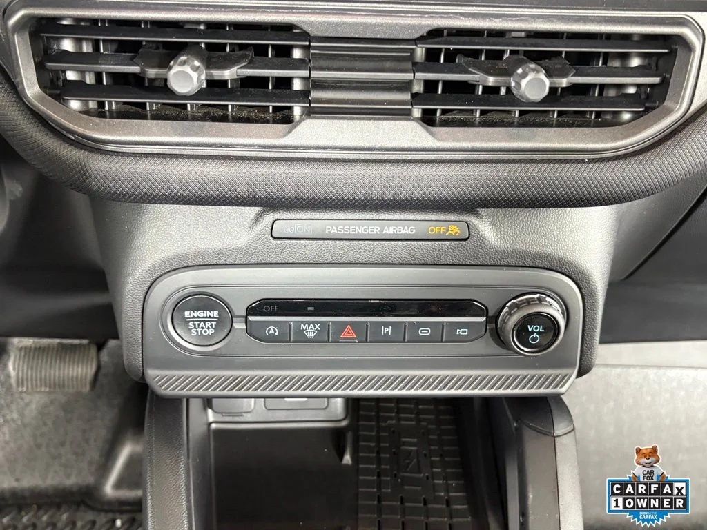 Used 2025 Gray Ford Badlands image 21