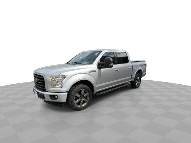 Used 2017 Ingot Silver Ford XLT image 4