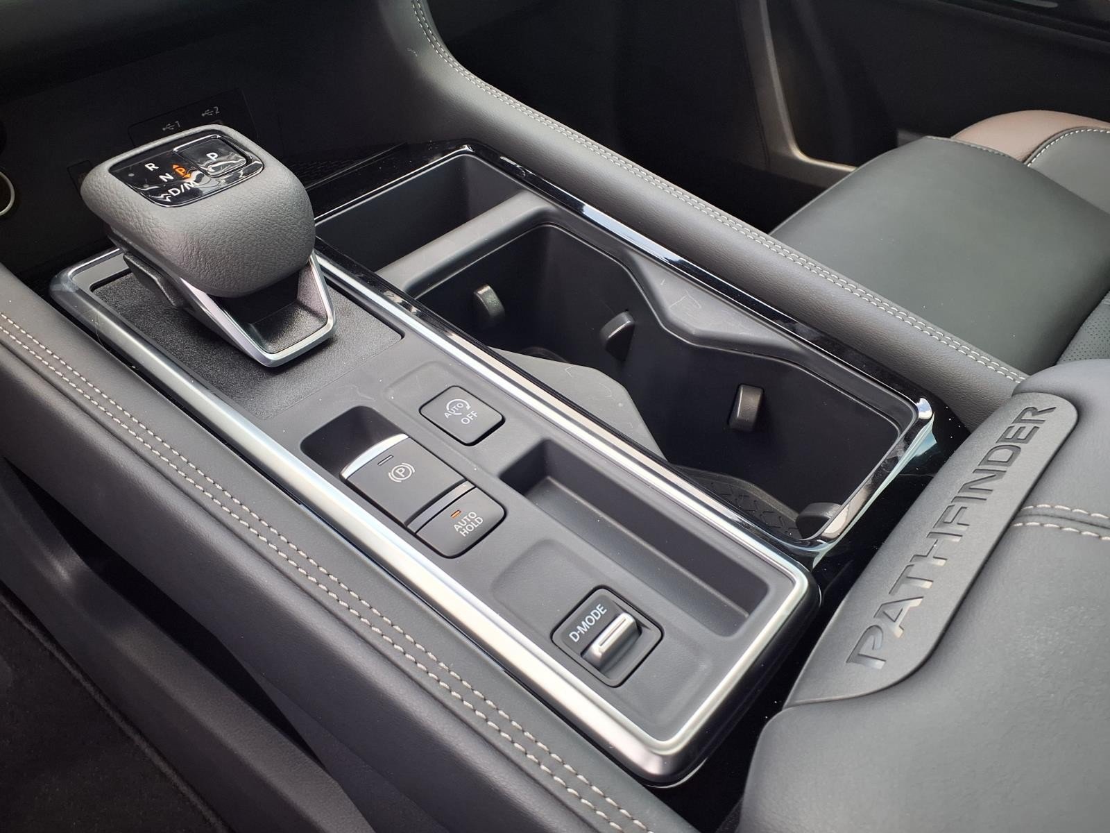 2026 Nissan Pathfinder Platinum Green at Robbins Nissan
