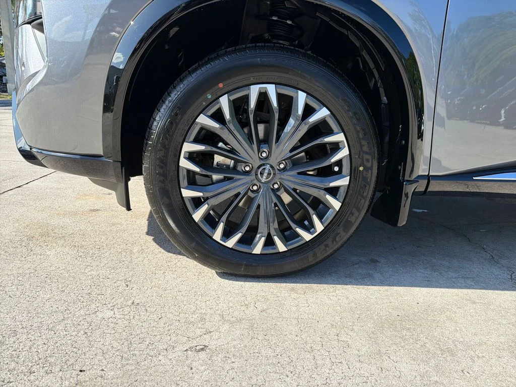 New 2026 Gun Metallic Nissan Platinum image 12
