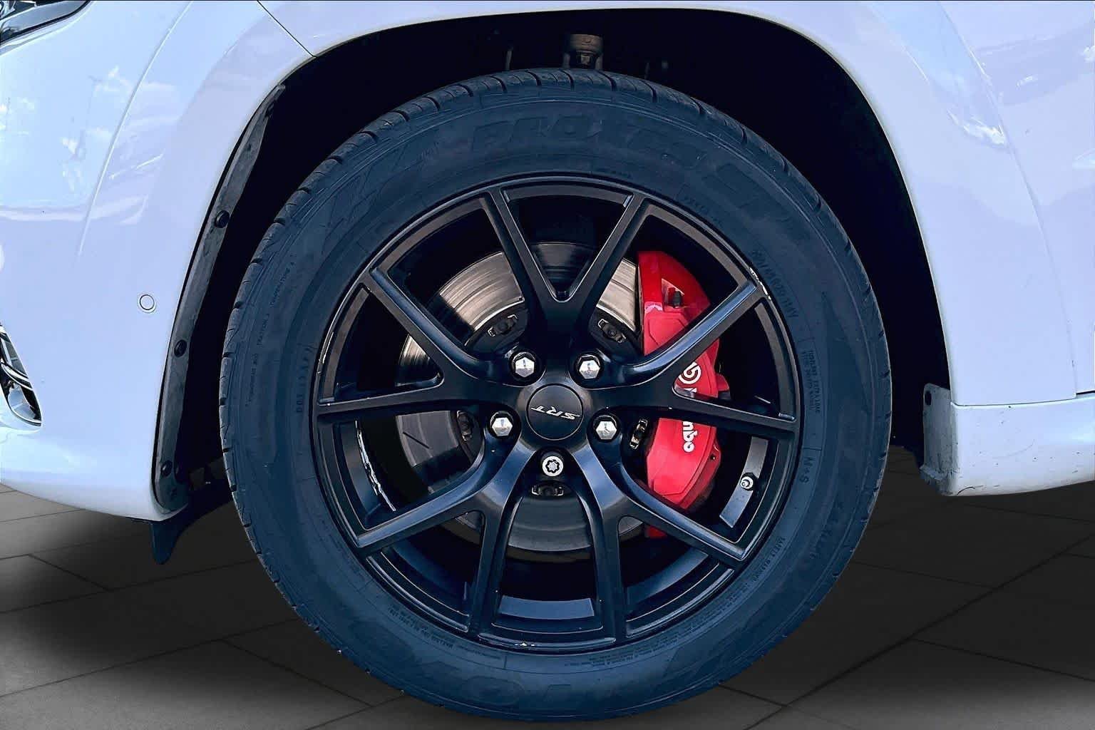 Used 2018 Bright White Clearcoat Jeep SRT image 11