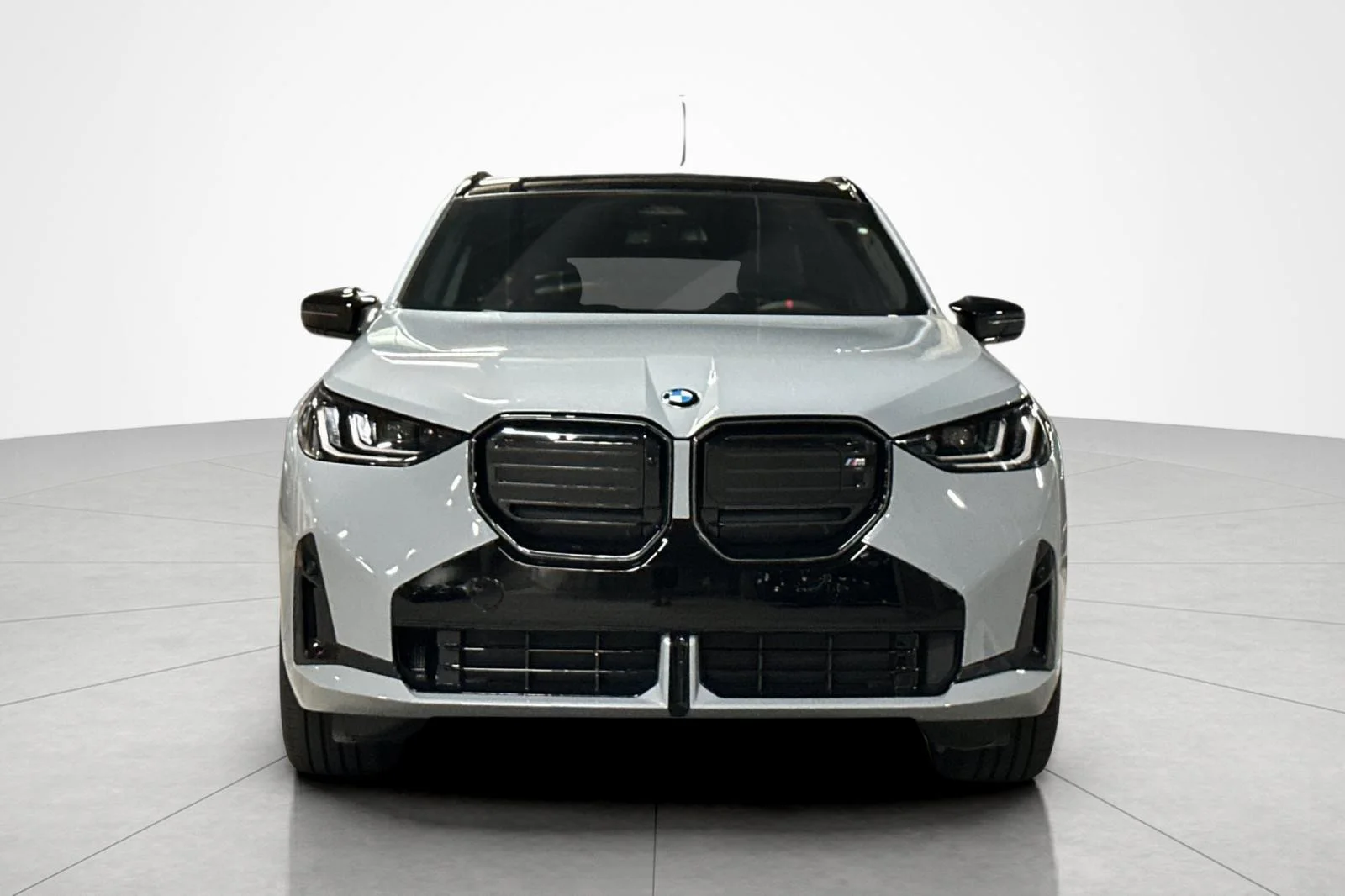 New 2026 Brooklyn Grey Metallic BMW M50 xDrive image 8