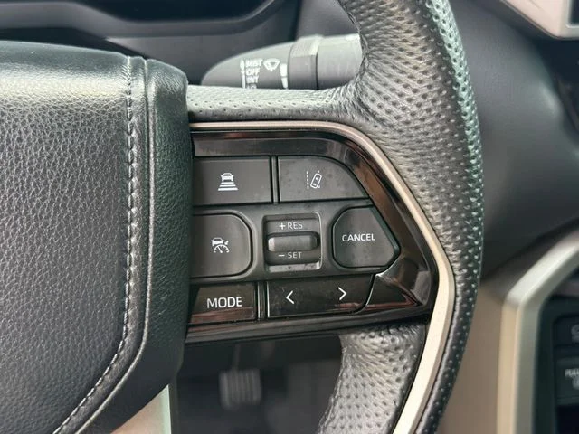 Used 2024  Toyota Limited image 17