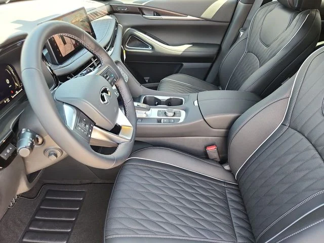 New 2027 2T MNRL BLK INFINITI Autograph AWD image 10