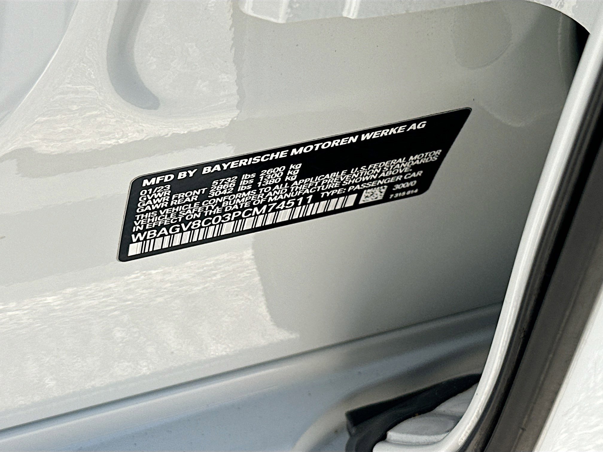 Used 2023 Alpine White BMW M850i image 29