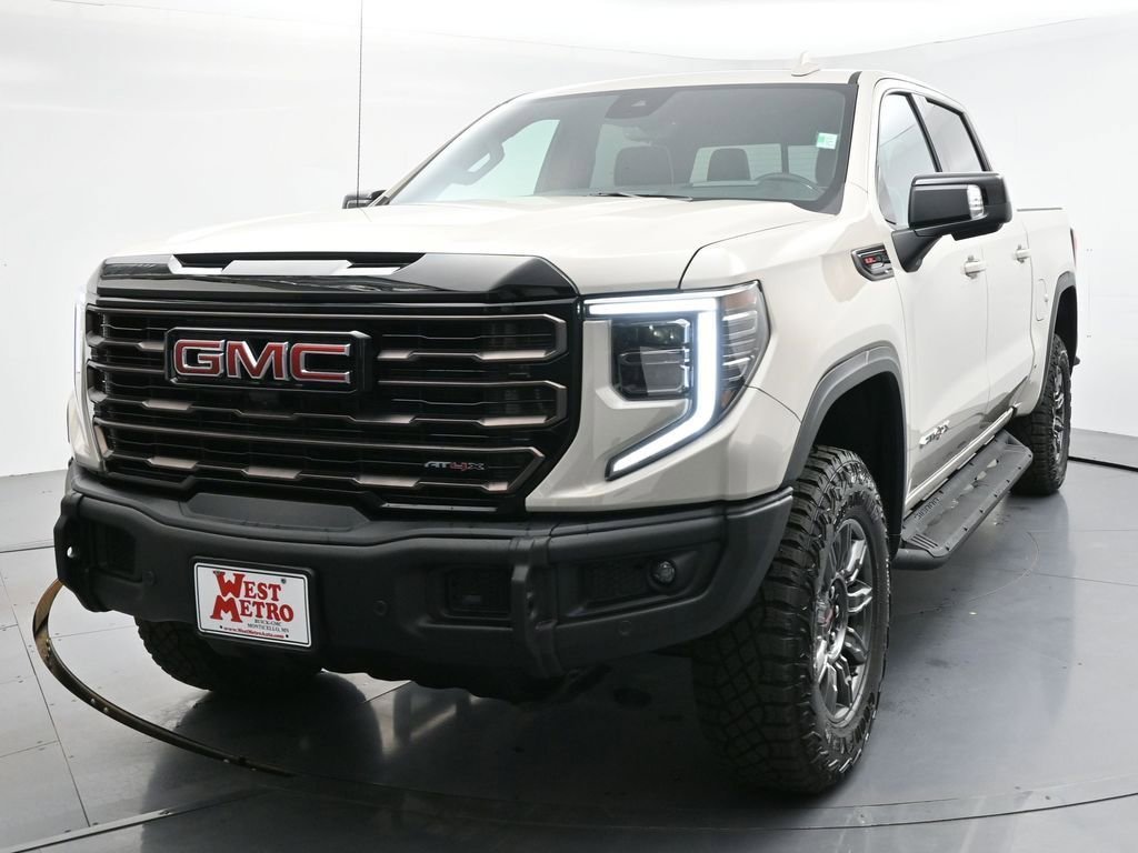 2026 GMC Sierra 1500 AT4X - Photo 2