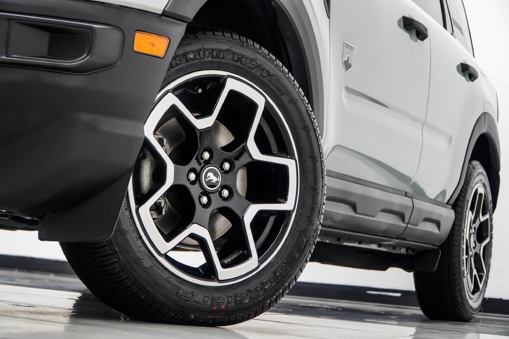 Used 2024 Green Ford Big Bend image 7