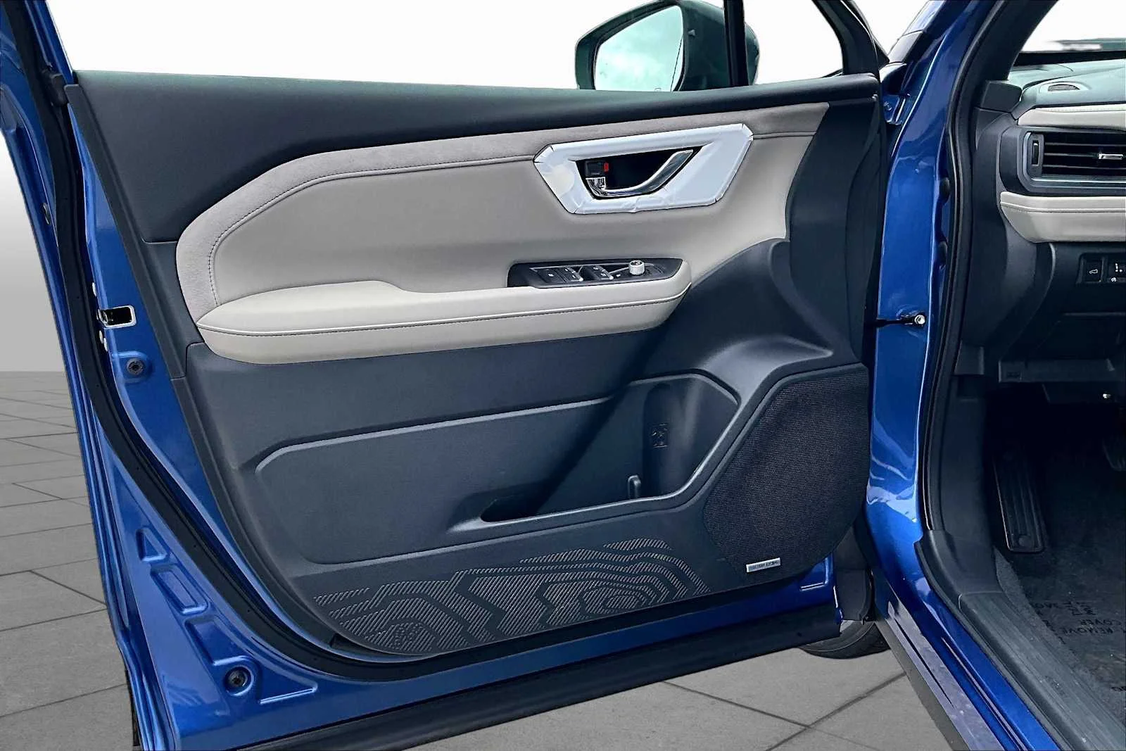 New 2026 Daybreak Blue Pearl Subaru Limited image 10