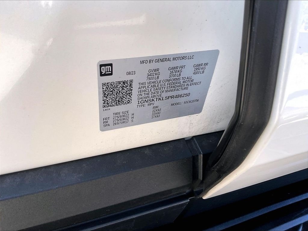 Used 2023 Beige Chevrolet High Country image 37