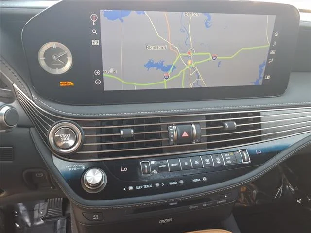 Used 2022 SILVER Lexus Base image 18