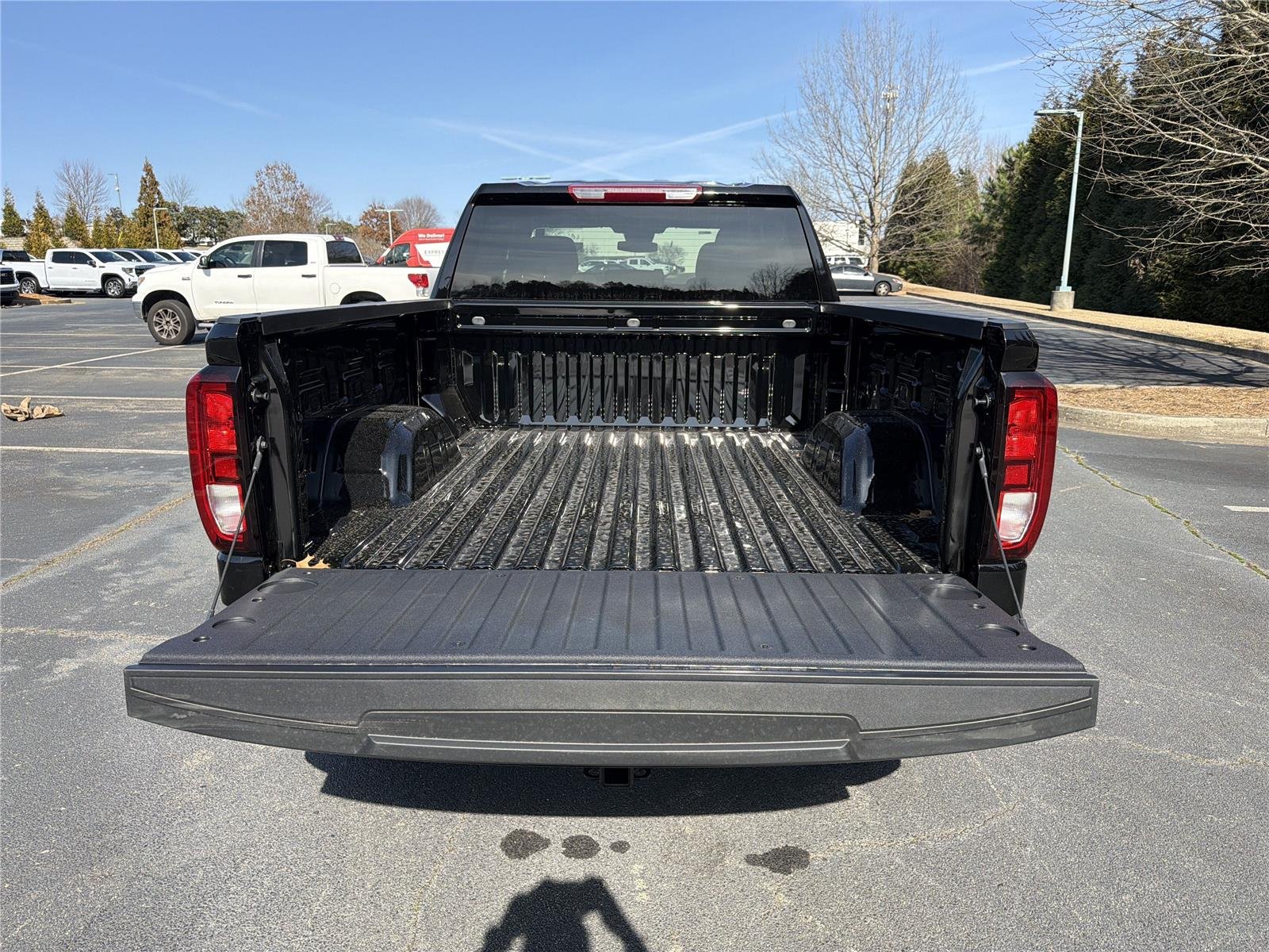 New 2026 Onyx Black GMC Pro image 16
