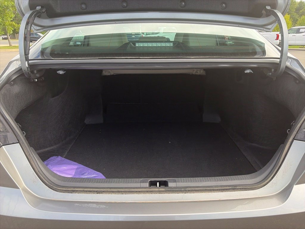 Used 2026  Toyota XLE image 13
