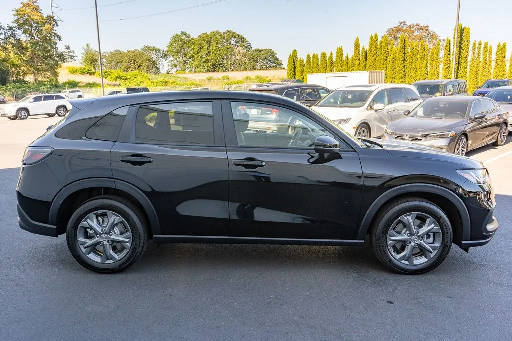 New 2027 Crystal Black Pearl Honda LX image 5