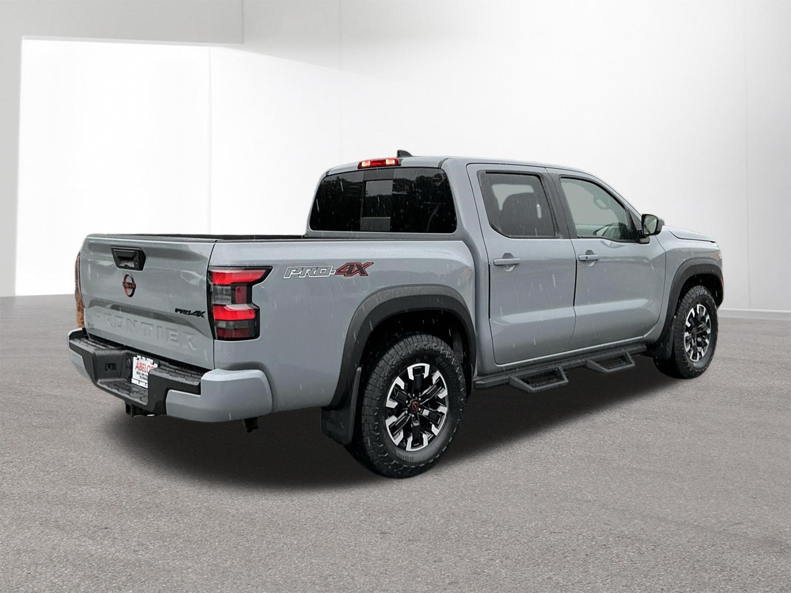 Used 2023 Boulder Gray Pearl Nissan PRO-4X image 10