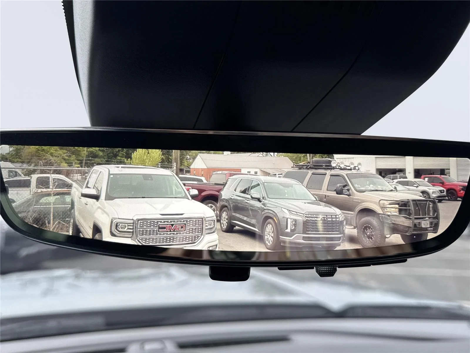 Used 2024 Sterling Metallic GMC Denali Ultimate image 15