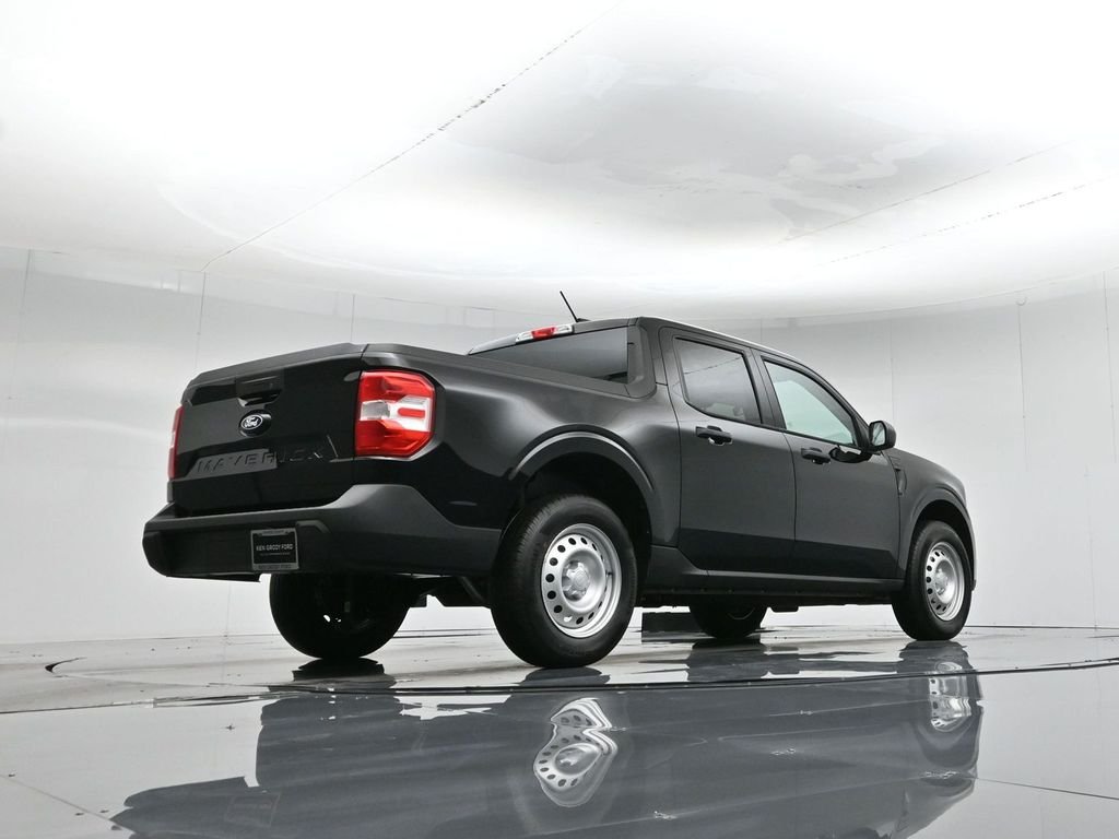 New 2026 Shadow Black Ford XL image 40