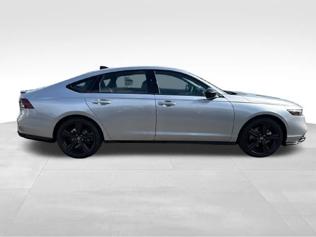New 2026 Solar Silver Metallic Honda Sport-L image 8