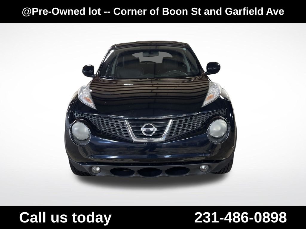 Used 2013 Black Nissan SL image 8