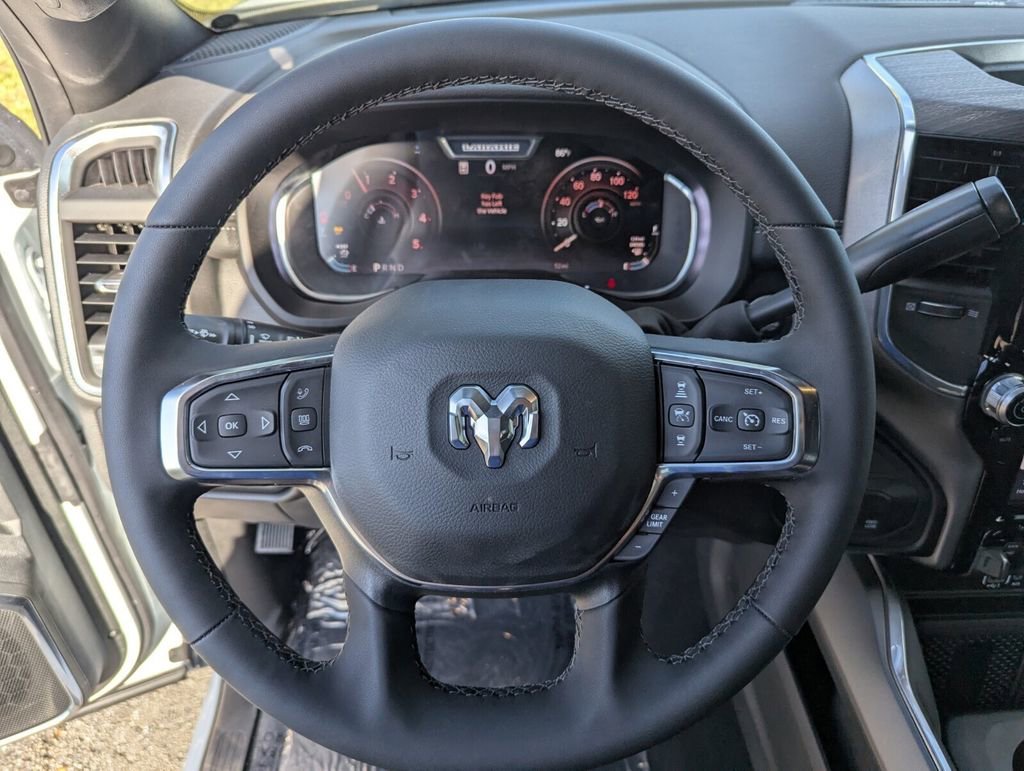2026 RAM 2500 Laramie - Photo 18