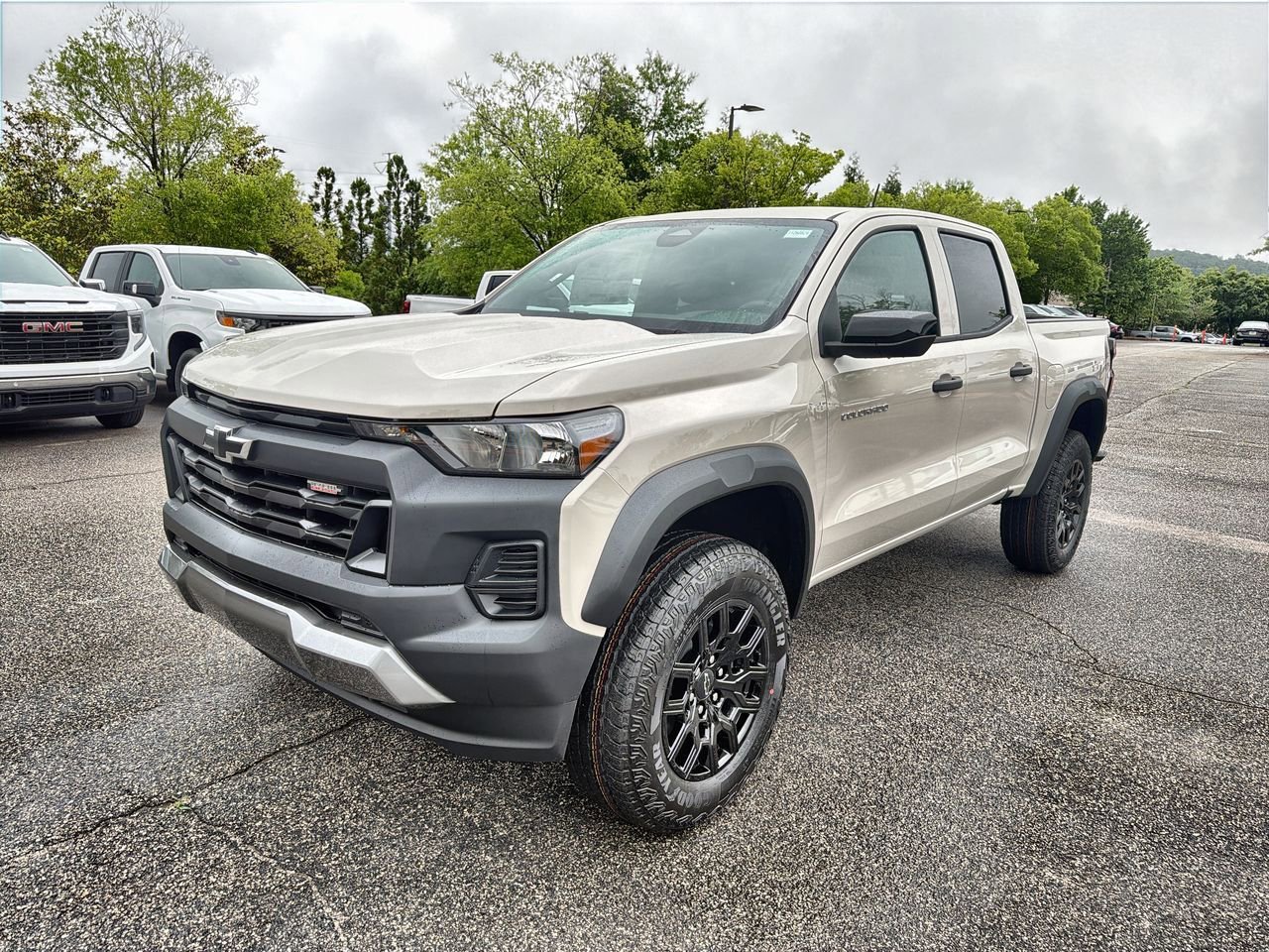 2026 Chevrolet Colorado Trail Boss - Photo 4