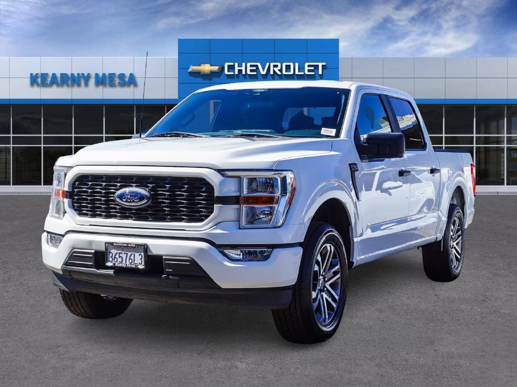 Used 2022 White Ford XL image 3