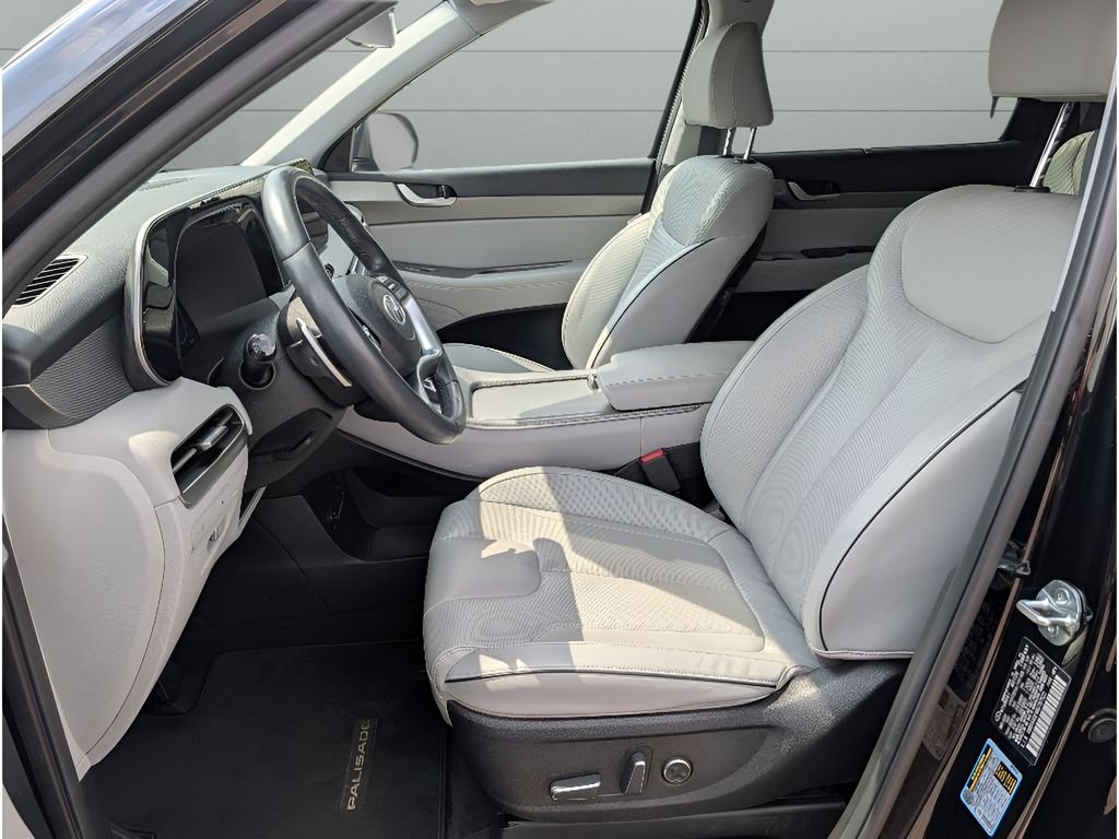 Used 2024 Abyss Black Pearl Hyundai SEL w/Premium Pkg image 19