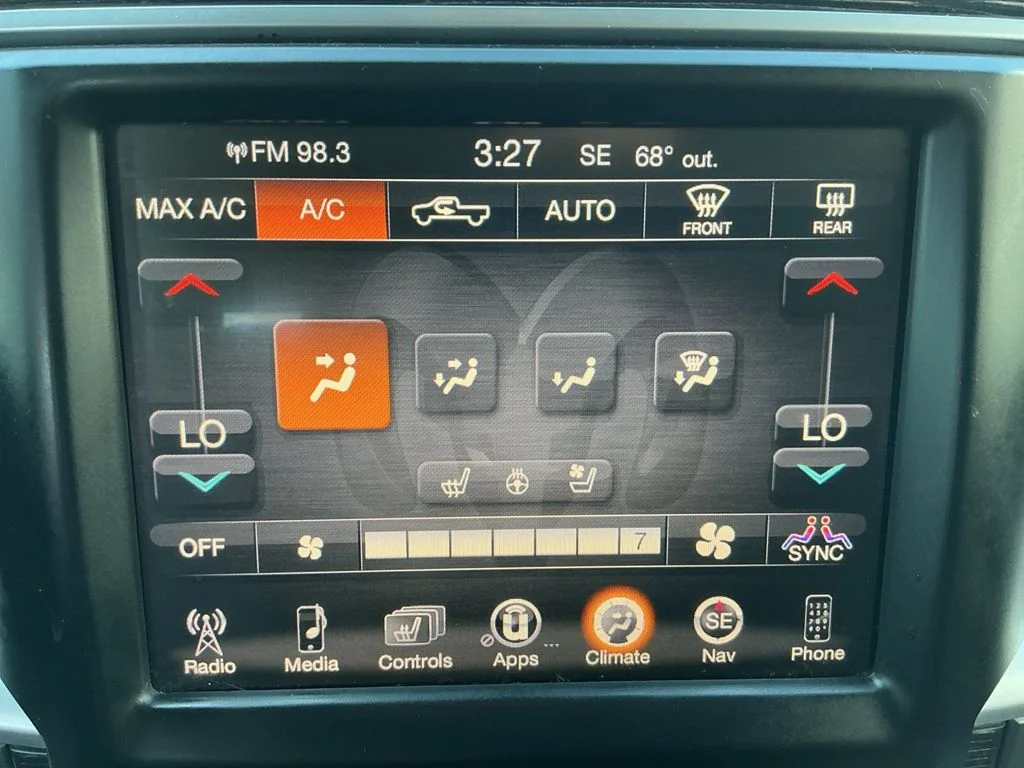 Used 2014 Red Ram Laramie Longhorn image 19