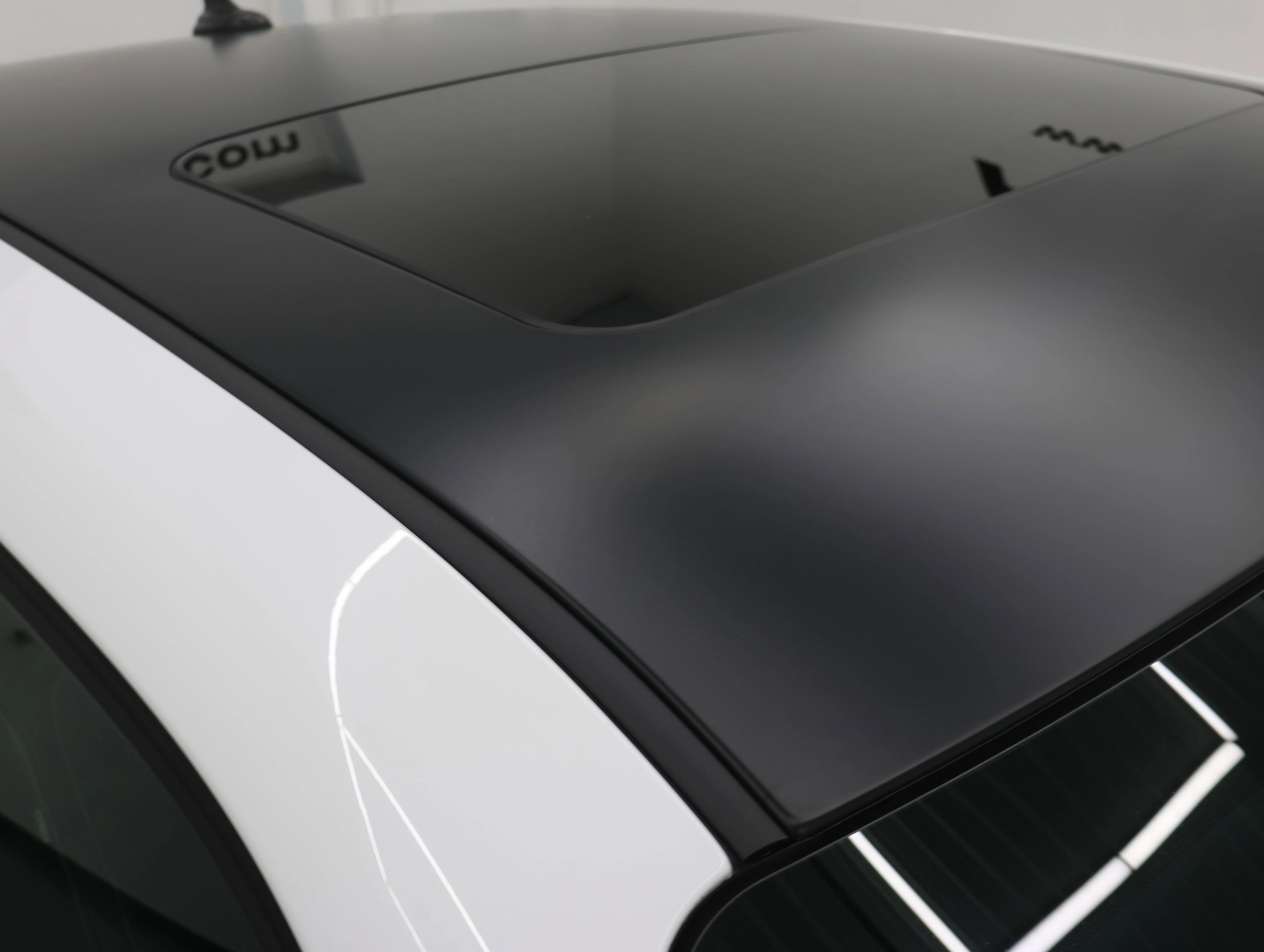 Used 2023 White Knuckle Clearcoat Dodge SRT Hellcat Jailbreak image 4