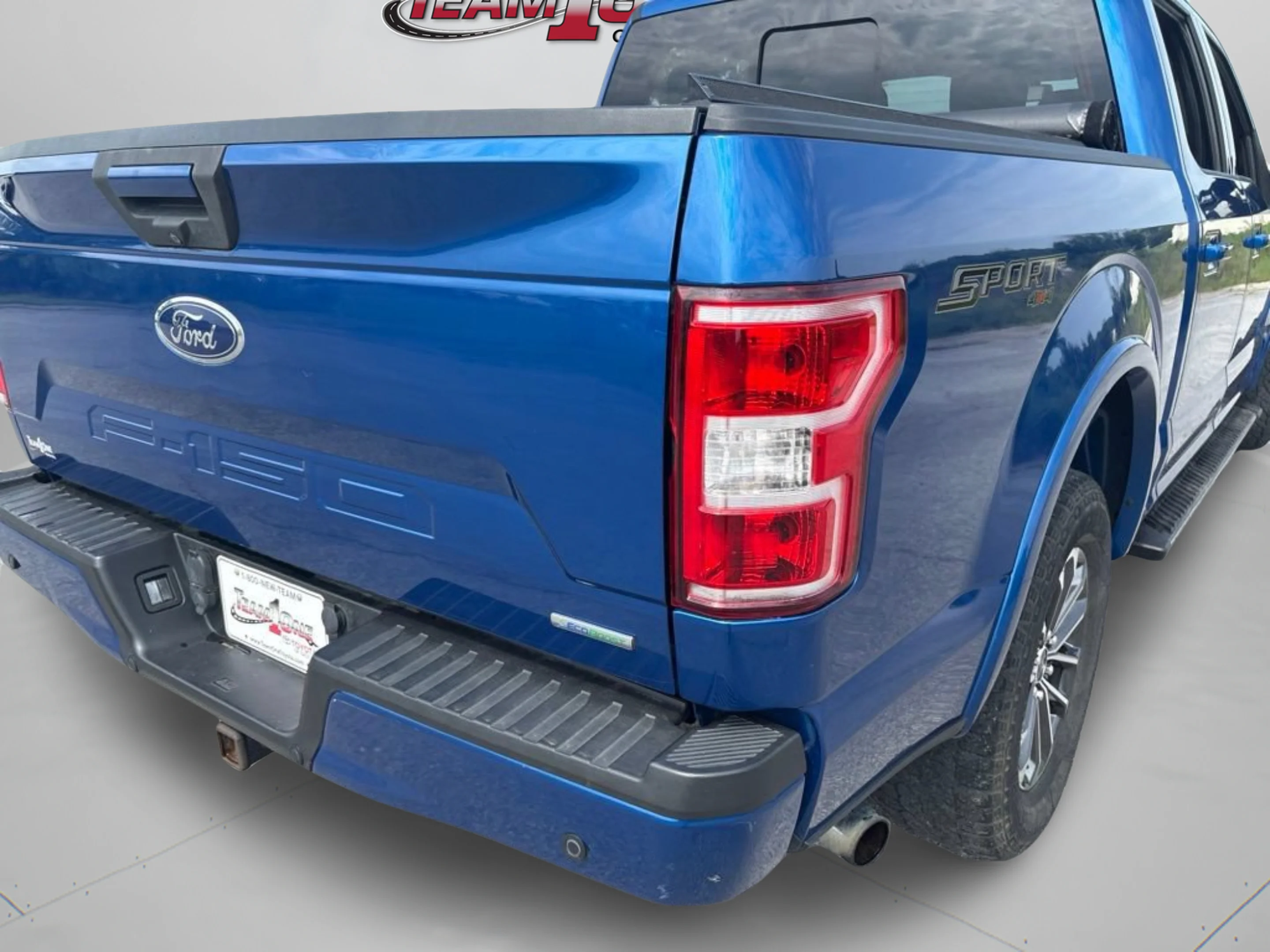 Used 2018 Lightning Blue Ford XLT image 32