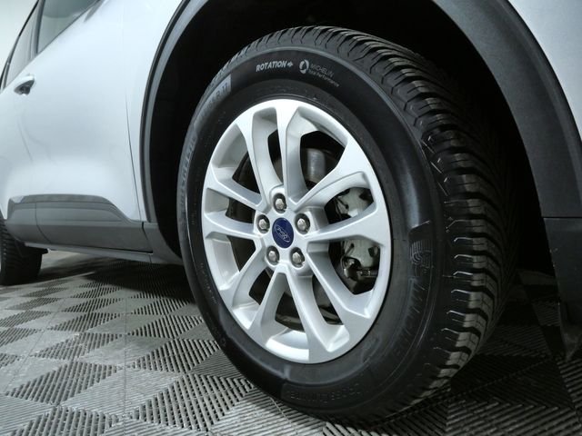 Certified 2020 Ford Escape SE with VIN 1FMCU9G6XLUB05086 for sale in Apple Valley, Minnesota