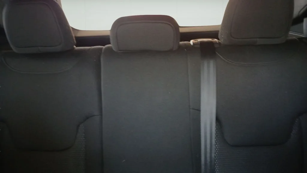 Used 2022 Gray Jeep Altitude image 11