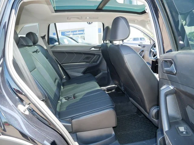 Certified Used 2022 Black Volkswagen 2.0T SE image 19